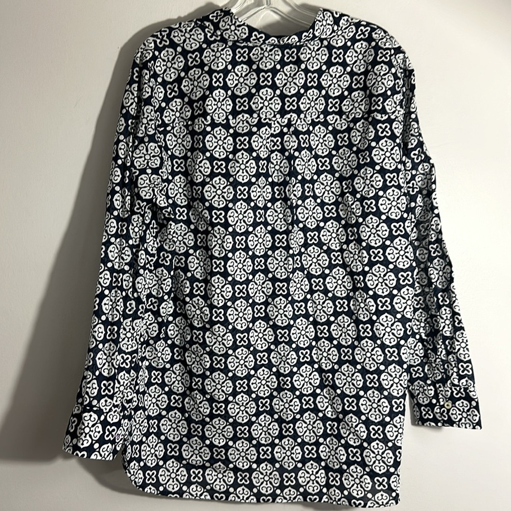Talbots Womens Small Shirt Navy Blue White Medallion Print Button Down Cotton X - Picture 5 of 8